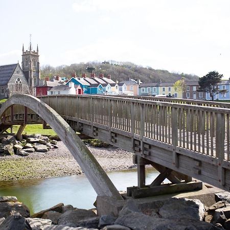 Richardson Apartment Aberaeron Bagian luar foto